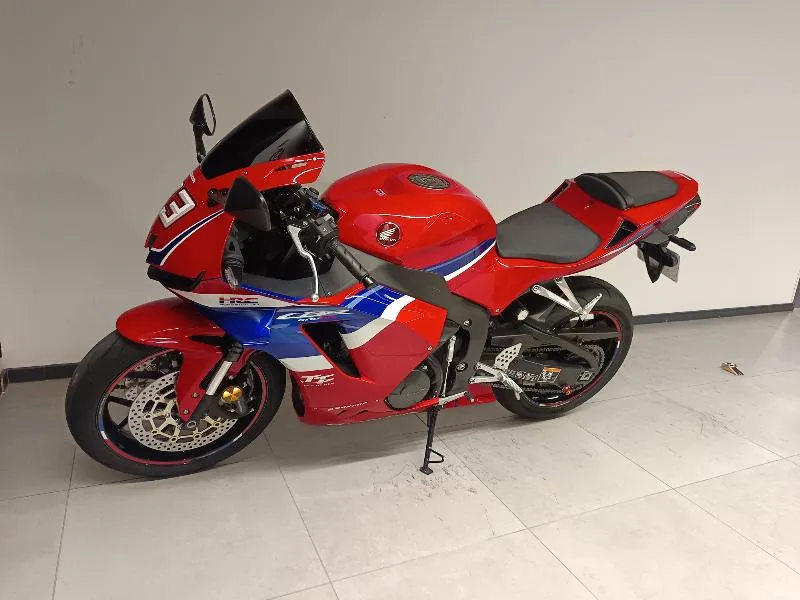 CBR 600 RR