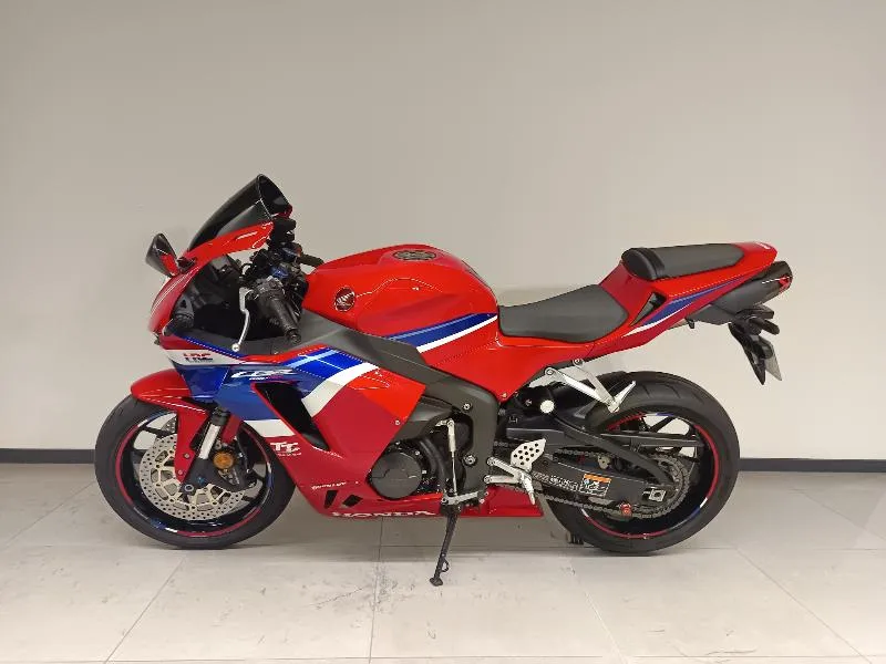 CBR 600 RR