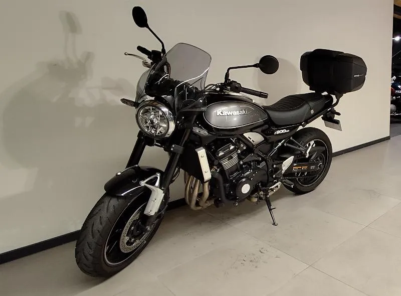 Z900RS