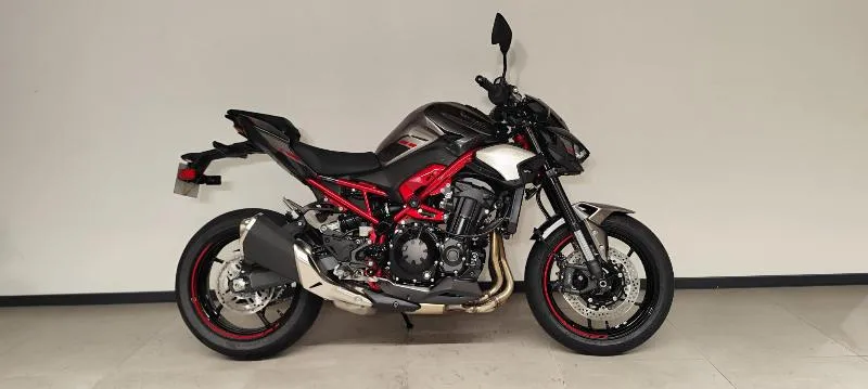 Z 900