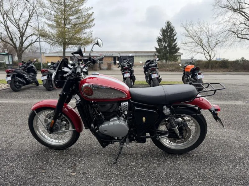GOLDSTAR 650