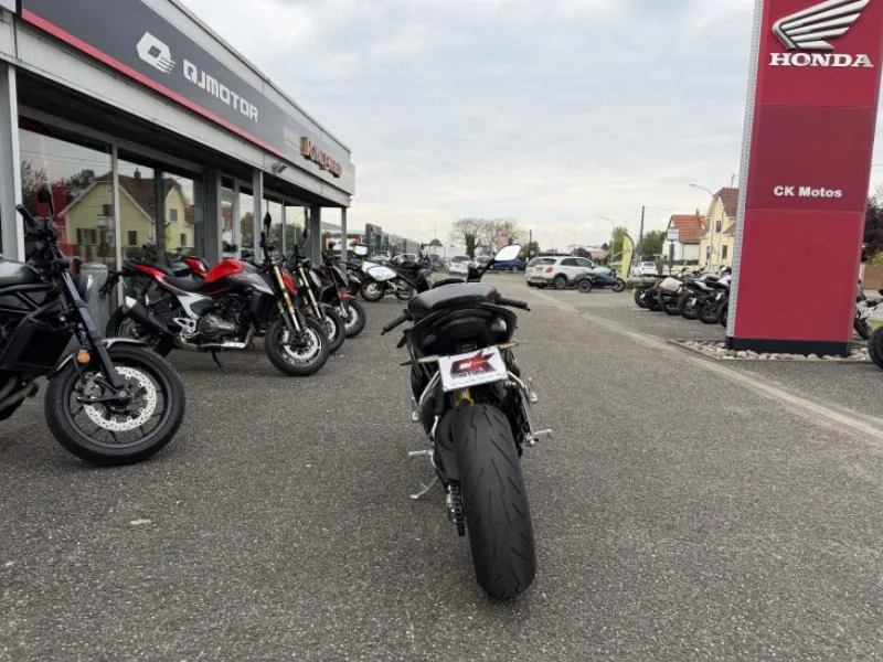 SRK 921 RR