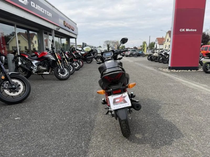 CB125F