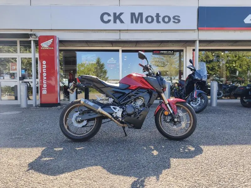 CB 125  R 2023
