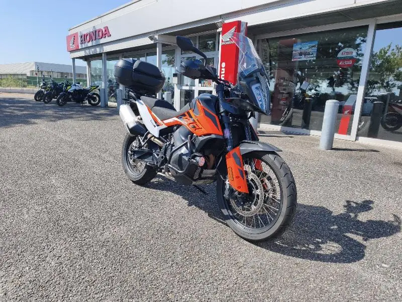 790 ADVENTURE