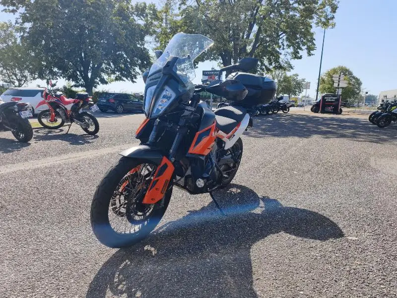 790 ADVENTURE