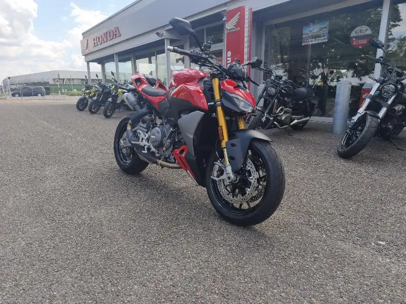 STREETFIGHTER S