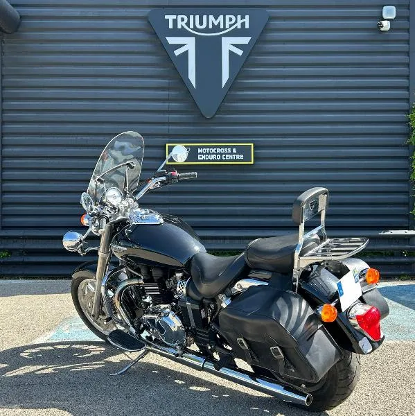 BONNEVILLE AMERICA 900