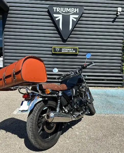 CB 1100