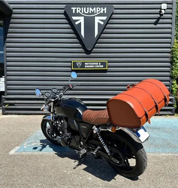 CB 1100