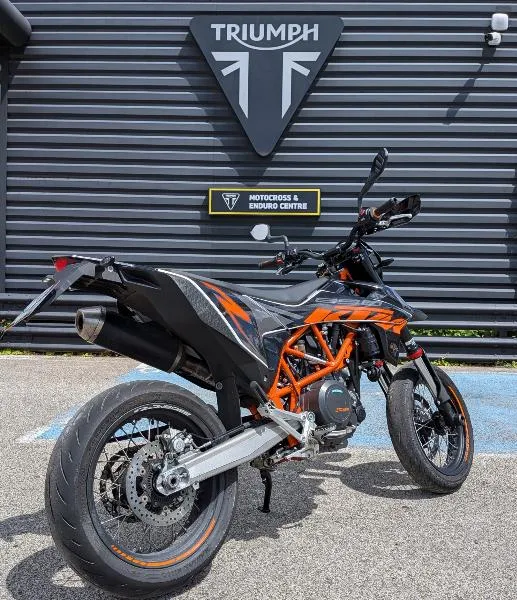 690 SMC R