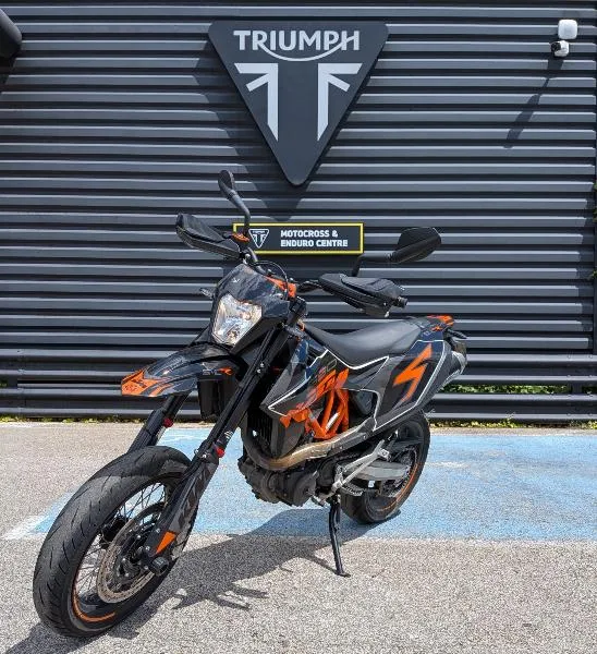 690 SMC R