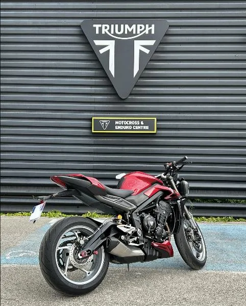 STREET TRIPLE 765 RS