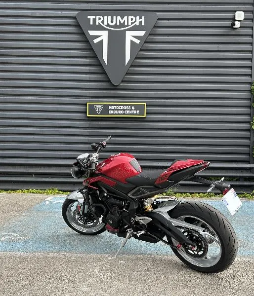 STREET TRIPLE 765 RS