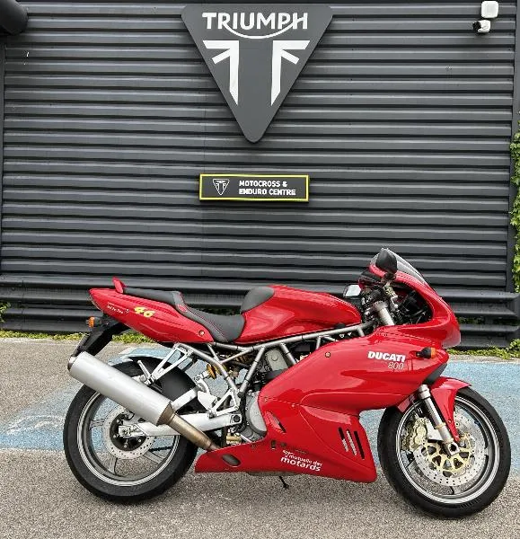 SUPERSPORT 800