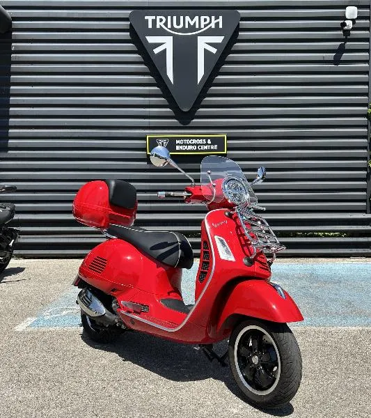 VESPA SS 300