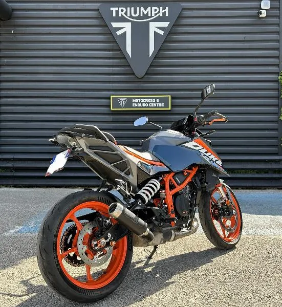 390 DUKE ABS