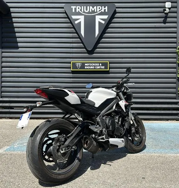 STREET TRIPLE 660 S A2