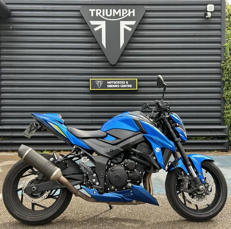 GSXS 750