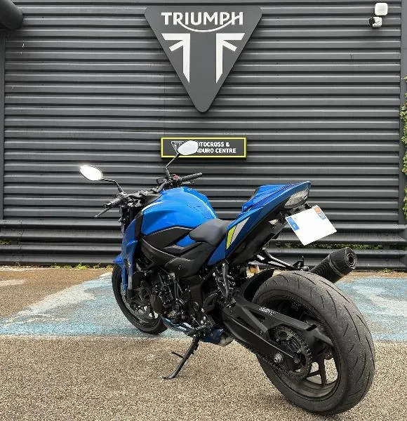 GSXS 750