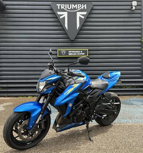 GSXS 750