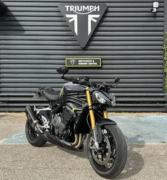 SPEED TRIPLE 1200 RS