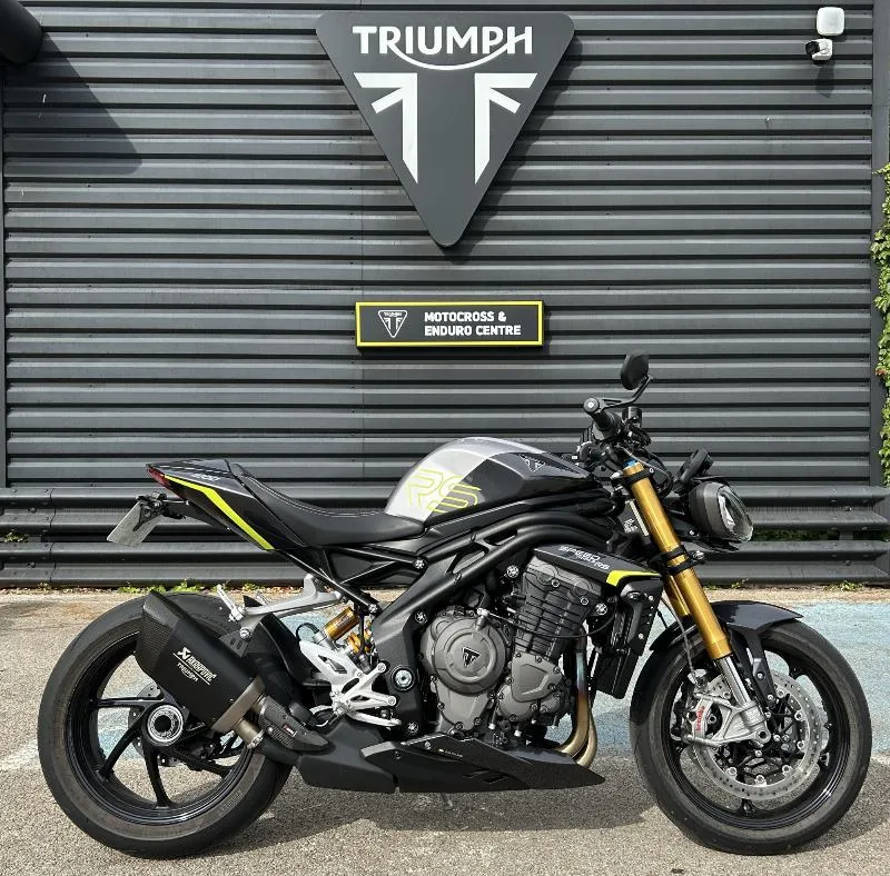 SPEED TRIPLE 1200 RS