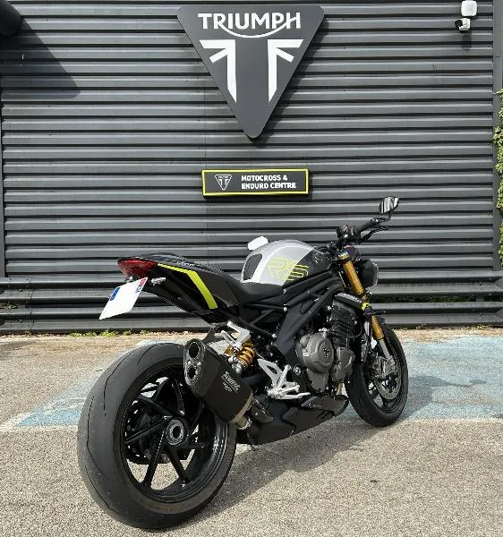 SPEED TRIPLE 1200 RS