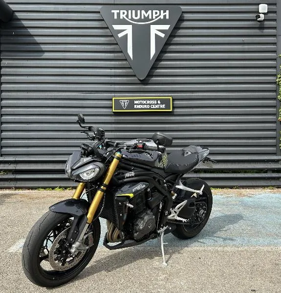 SPEED TRIPLE 1200 RS
