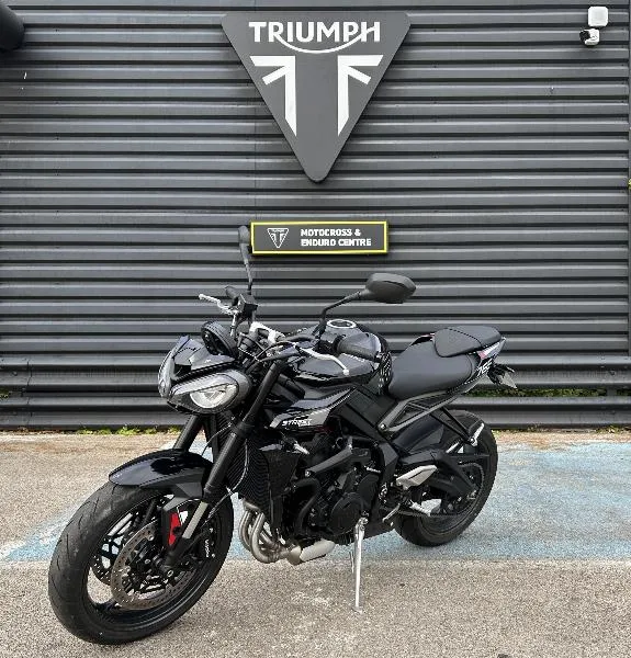 STREET TRIPLE 765 R A2