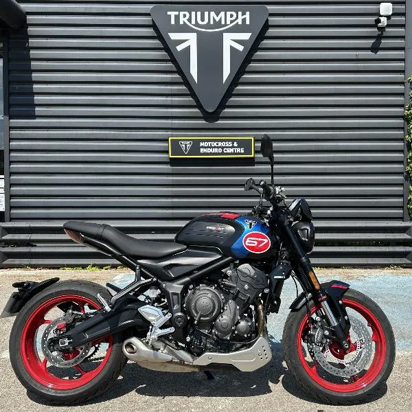 TRIDENT 660