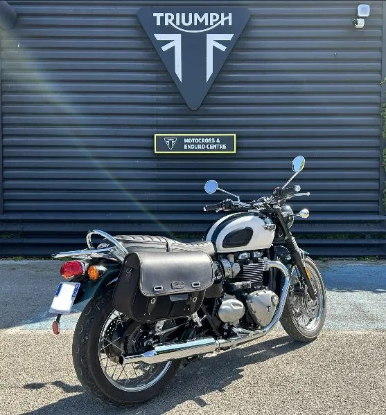 BONNEVILLE T120