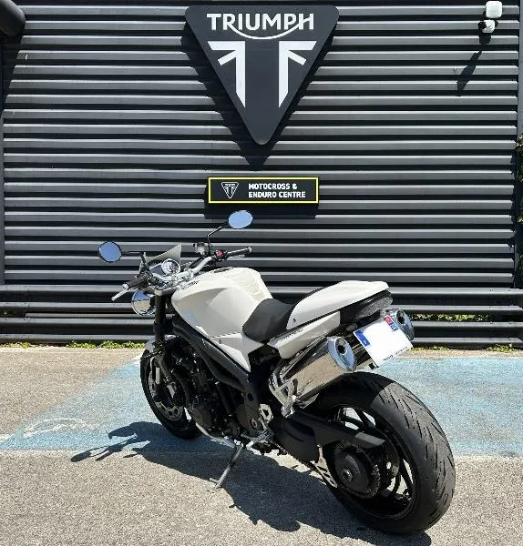 SPEED TRIPLE 1050