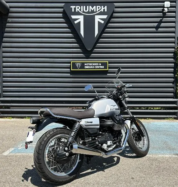 V7 SPECIAL