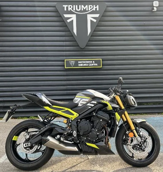 STREET TRIPLE 765 MOTO2 EDITION