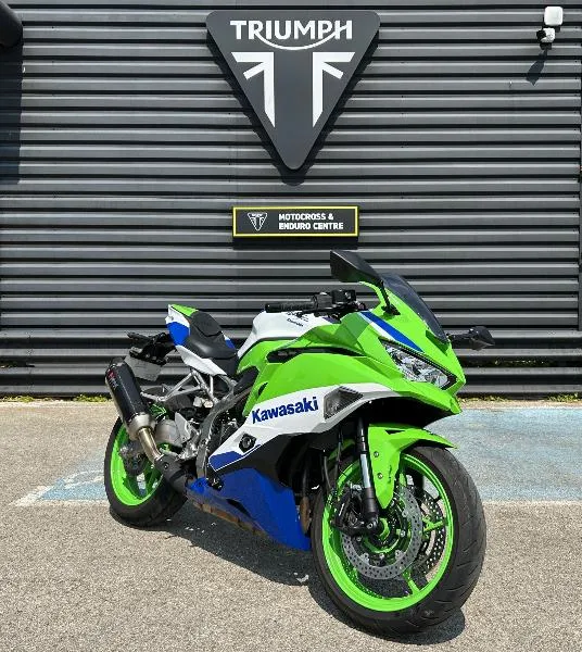 NINJA 400
