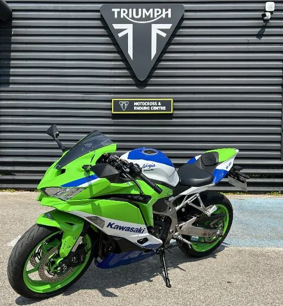 NINJA 400