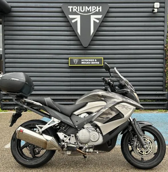 VFR 800 X