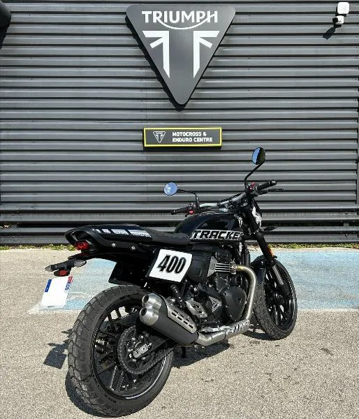 TRACKER 400