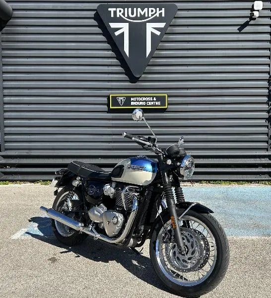 BONNEVILLE T120