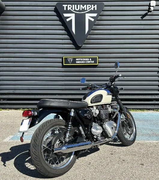 BONNEVILLE T120