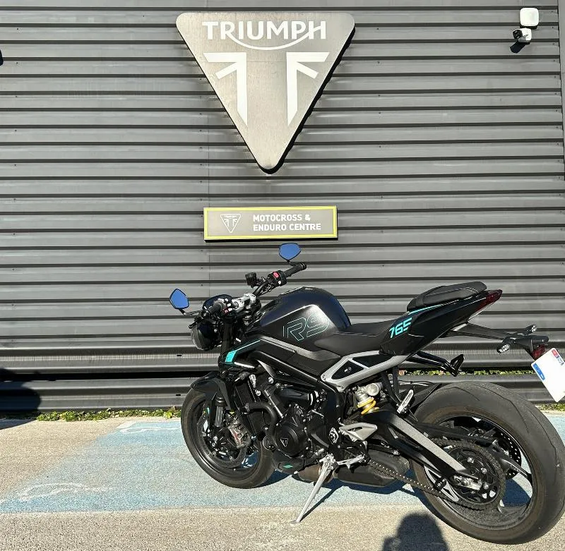 STREET TRIPLE 765 RS
