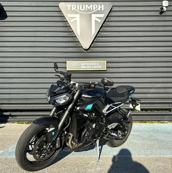 STREET TRIPLE 765 RS