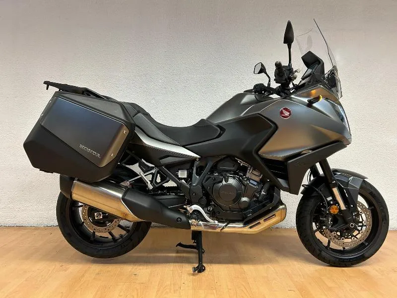 NT 1100