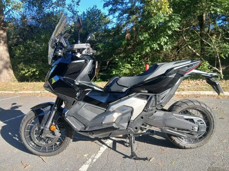 XADV 750 DCT