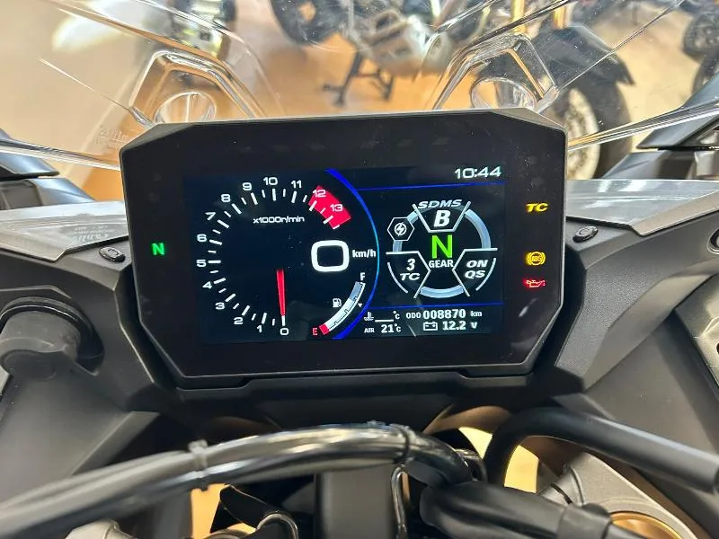 GSXS 1000 GT