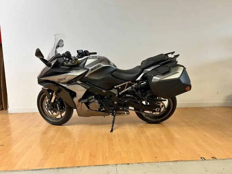 GSXS 1000 GT