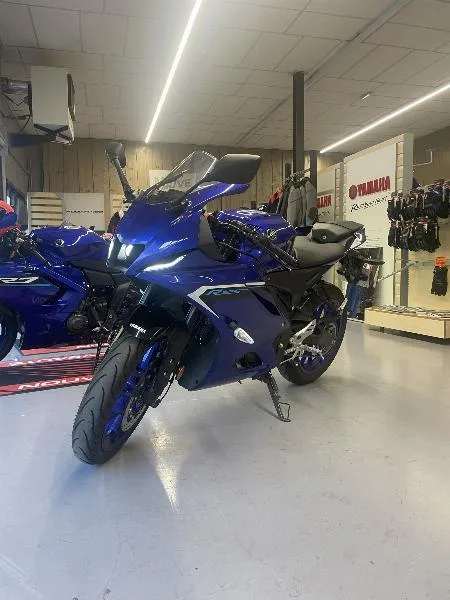 YZFR 125
