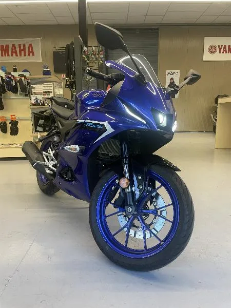 YZFR 125