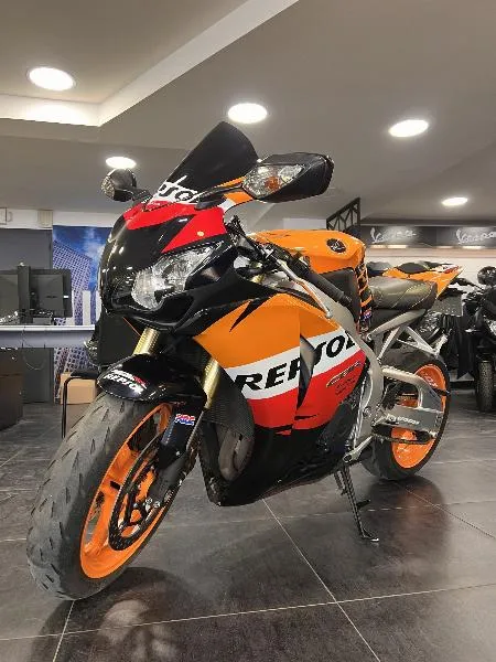CBR 1000 RR REPSOL